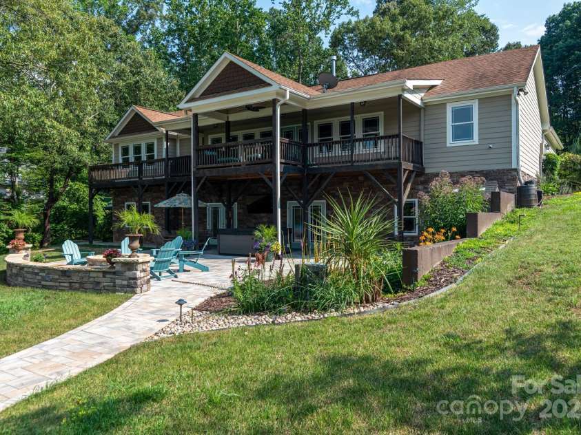 7144 Lynbrook Creek Road, Denver, NC 28037.  MLS# CAR4279816, YatesRealty ID 30544. 