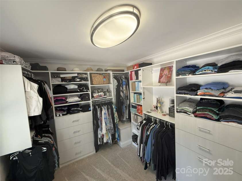 7144 Lynbrook Creek Road, Denver, NC 28037.  MLS# CAR4279816, YatesRealty ID 30544. Primary closet