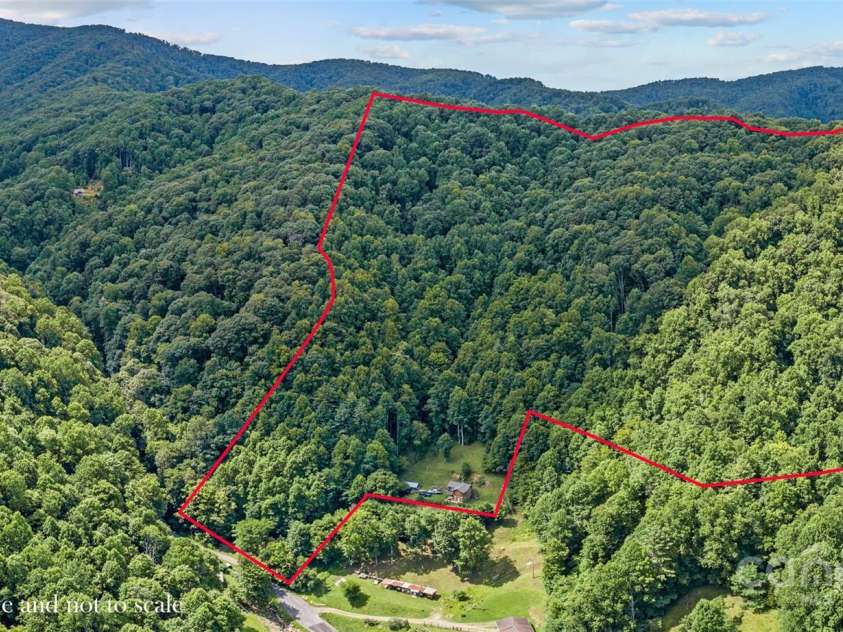 1222 Lotties Creek Road, Burnsville, NC 28714.  MLS# CAR4282911, YatesRealty ID 30546. 