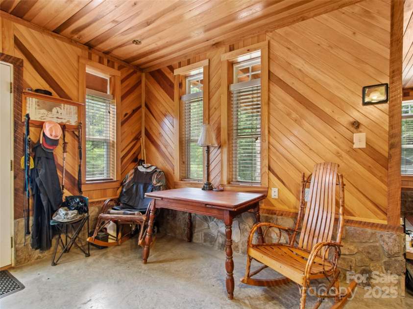 1222 Lotties Creek Road, Burnsville, NC 28714.  MLS# CAR4282911, YatesRealty ID 30546. 