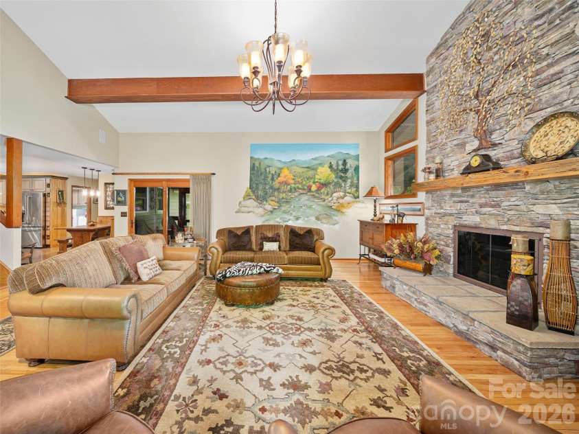 210 Shepard Way, Burnsville, NC 28714.  MLS# CAR4382583, YatesRealty ID 30546. 