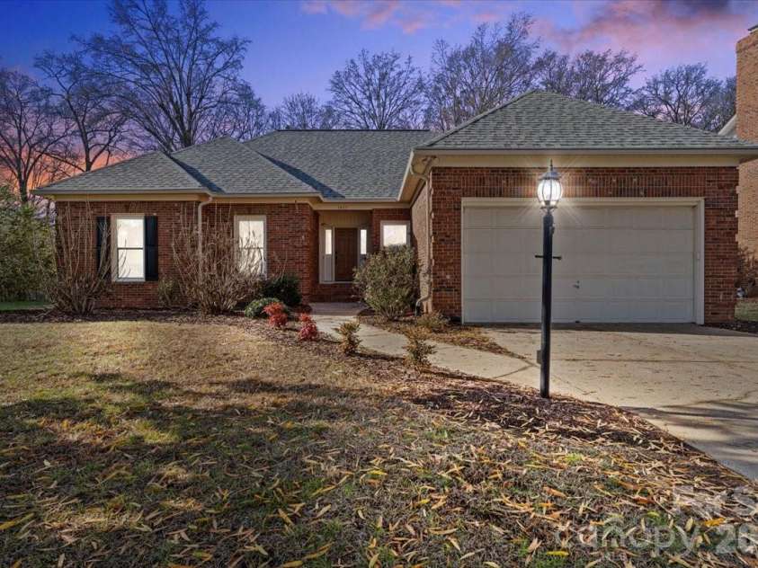 14117 Greenwing Court, Charlotte, NC 28273.  MLS# CAR4415881, YatesRealty ID 30547. 