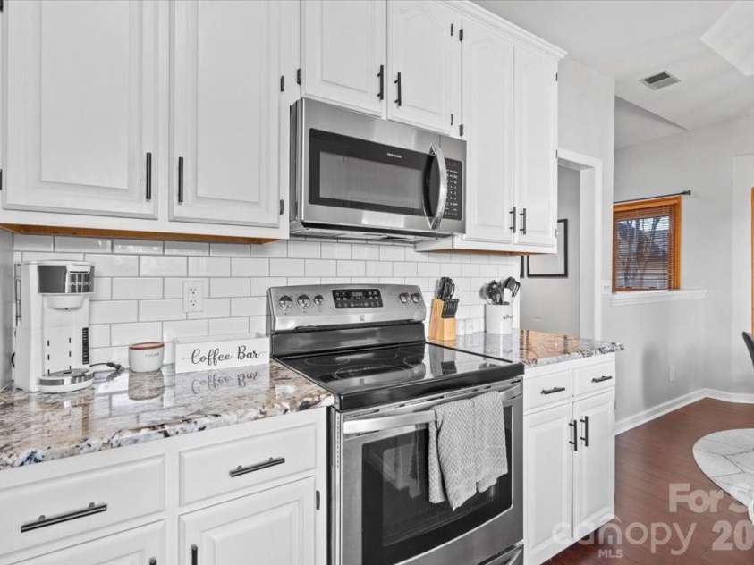 14117 Greenwing Court, Charlotte, NC 28273.  MLS# CAR4415881, YatesRealty ID 30547. 