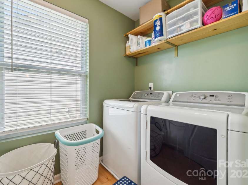 1180 Bannockburn Avenue, Rock Hill, SC 29732.  MLS# CAR4253880, YatesRealty ID 30549. Laundry Room