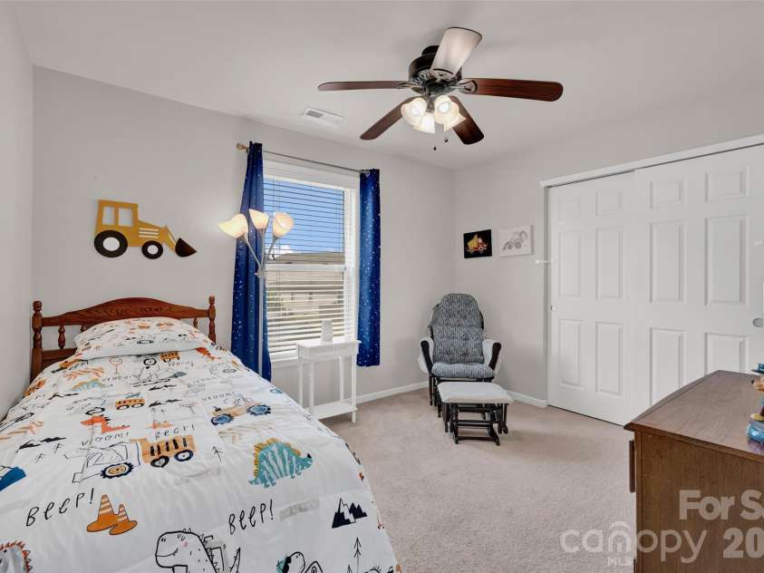 211 Wolf Creek Lane, Statesville, NC 28625.  MLS# CAR4387990, YatesRealty ID 30549. 