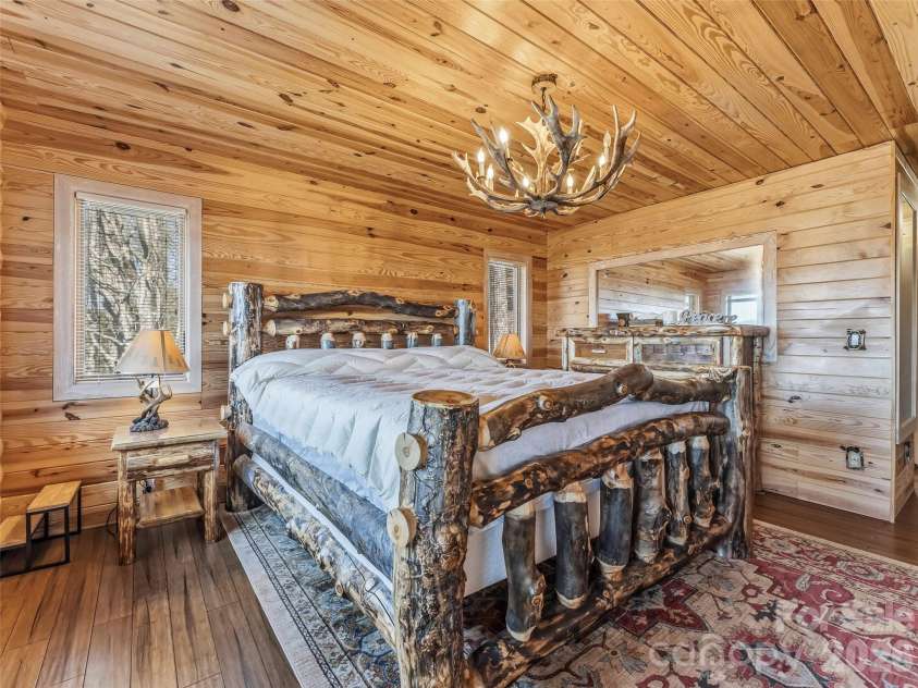 101 Ruffed Grouse Road, Brevard, NC 28712.  MLS# CAR4422694, YatesRealty ID 3055. 