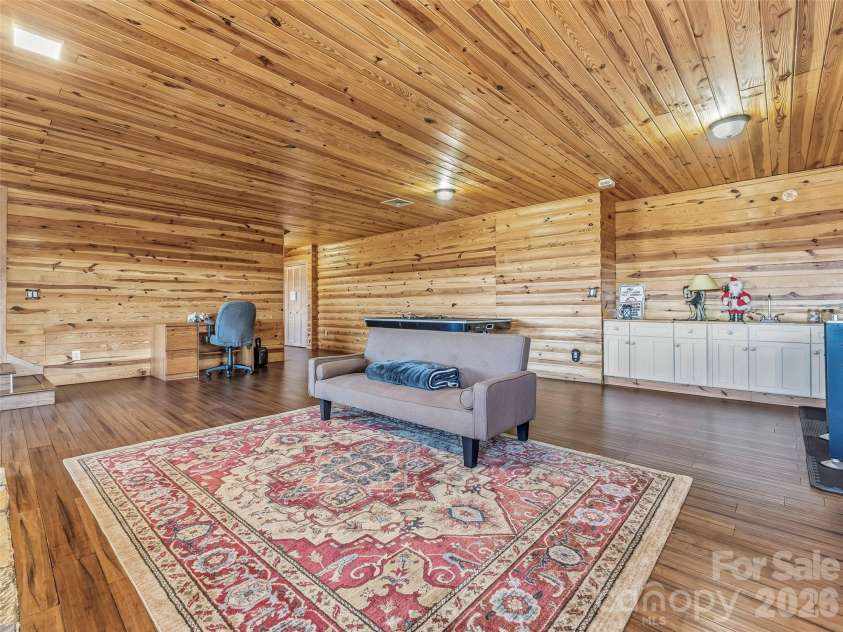 101 Ruffed Grouse Road, Brevard, NC 28712.  MLS# CAR4422694, YatesRealty ID 3055. 