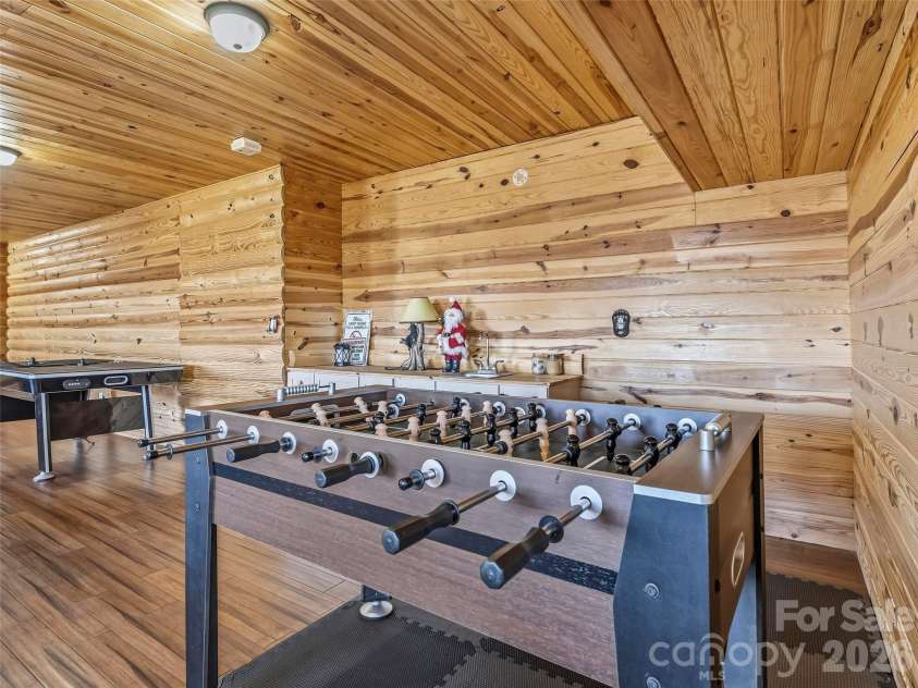 101 Ruffed Grouse Road, Brevard, NC 28712.  MLS# CAR4422694, YatesRealty ID 3055. 