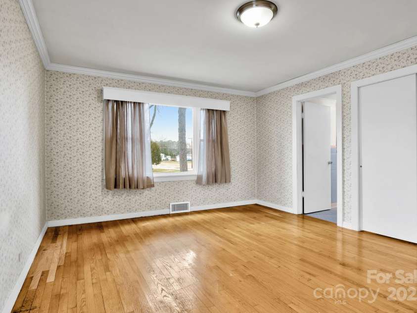 512 Gold Hill Avenue, Rockwell, NC 28138.  MLS# CAR4331532, YatesRealty ID 3055. 