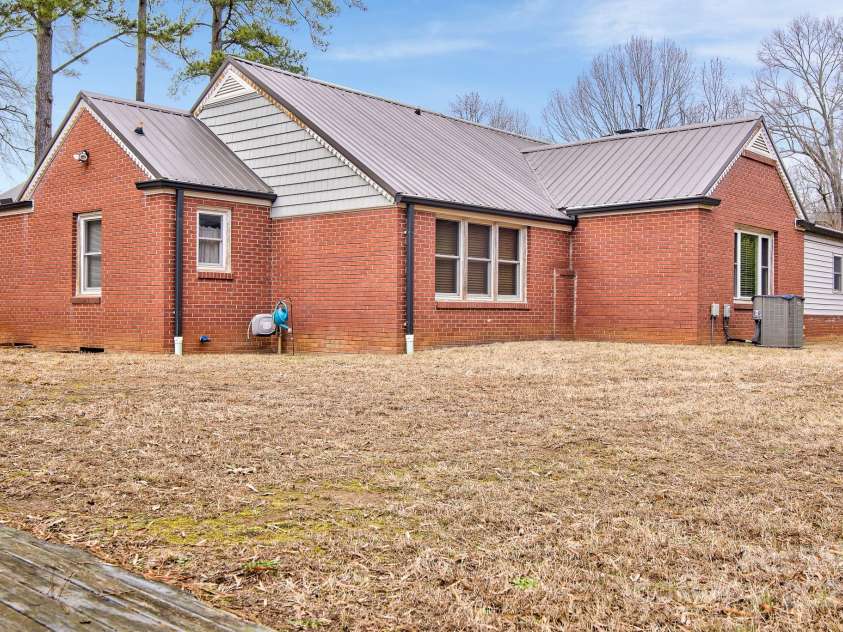 512 Gold Hill Avenue, Rockwell, NC 28138.  MLS# CAR4331532, YatesRealty ID 3055. 