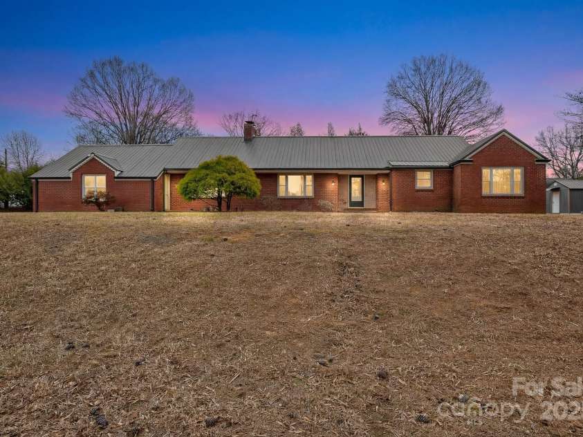 512 Gold Hill Avenue, Rockwell, NC 28138.  MLS# CAR4331532, YatesRealty ID 3055. 