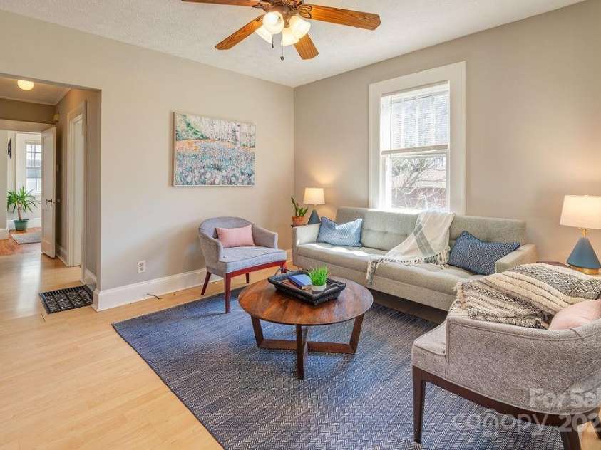 57 Craggy Avenue, Asheville, NC 28806.  MLS# CAR4235755, YatesRealty ID 3055. 