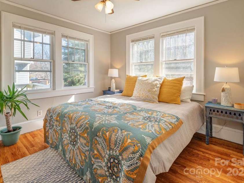 57 Craggy Avenue, Asheville, NC 28806.  MLS# CAR4235755, YatesRealty ID 3055. 