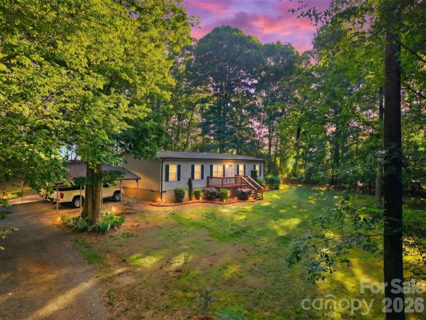 975 Jay Burke Road, Taylorsville, NC 28681.  MLS# CAR4392183, YatesRealty ID 30552. 