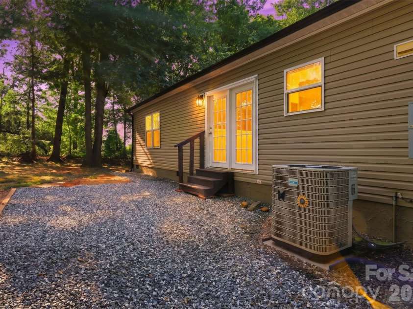 975 Jay Burke Road, Taylorsville, NC 28681.  MLS# CAR4392183, YatesRealty ID 30552. 