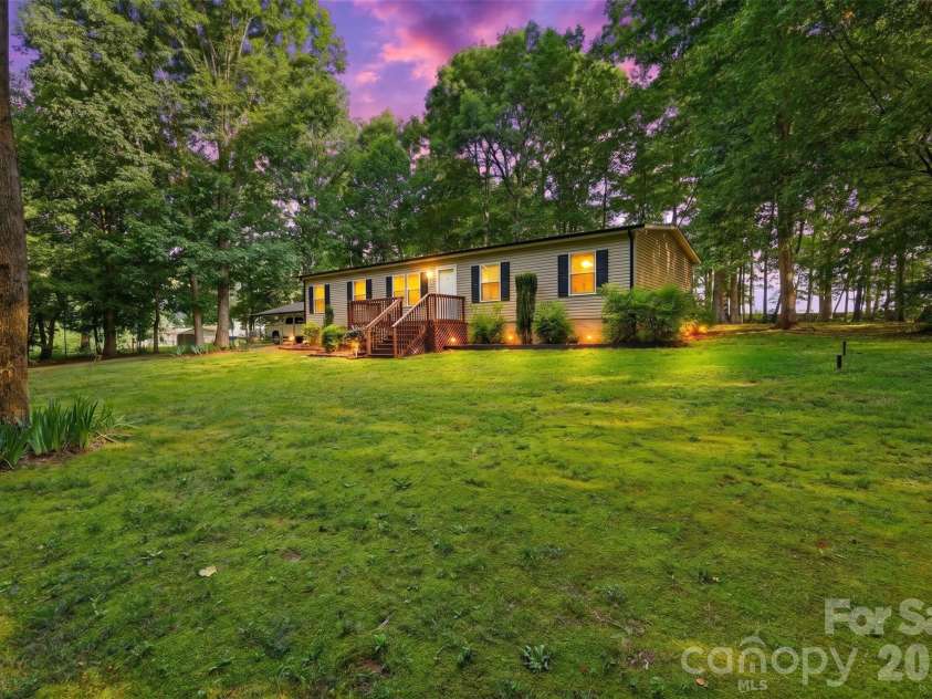 975 Jay Burke Road, Taylorsville, NC 28681.  MLS# CAR4392183, YatesRealty ID 30552. 