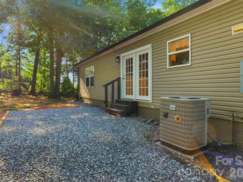 975 Jay Burke Road, Taylorsville, NC 28681.  MLS# CAR4392183, YatesRealty ID 30552. 