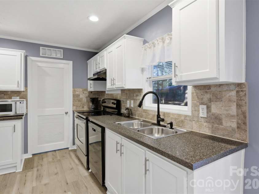 975 Jay Burke Road, Taylorsville, NC 28681.  MLS# CAR4392183, YatesRealty ID 30552. 
