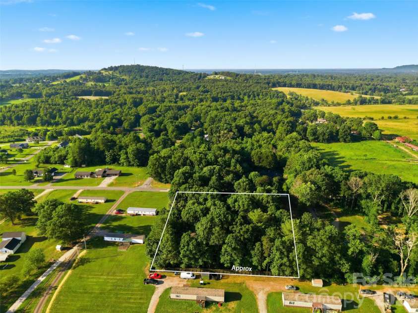 975 Jay Burke Road, Taylorsville, NC 28681.  MLS# CAR4392183, YatesRealty ID 30552. 