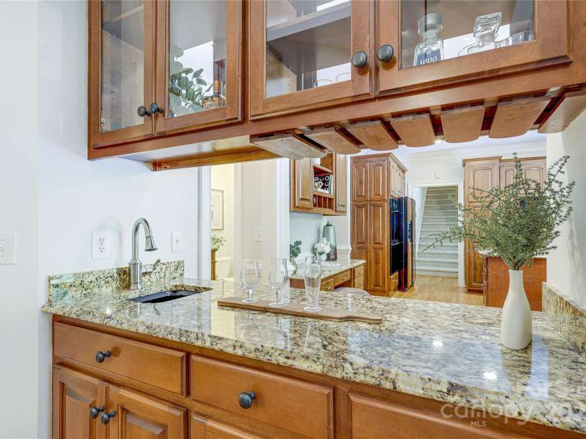 2500 High Ridge Road, Charlotte, NC 28270.  MLS# CAR4281110, YatesRealty ID 30553. 