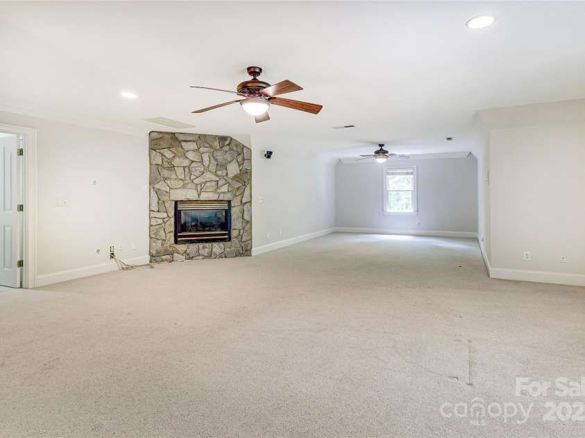 2500 High Ridge Road, Charlotte, NC 28270.  MLS# CAR4281110, YatesRealty ID 30553. 