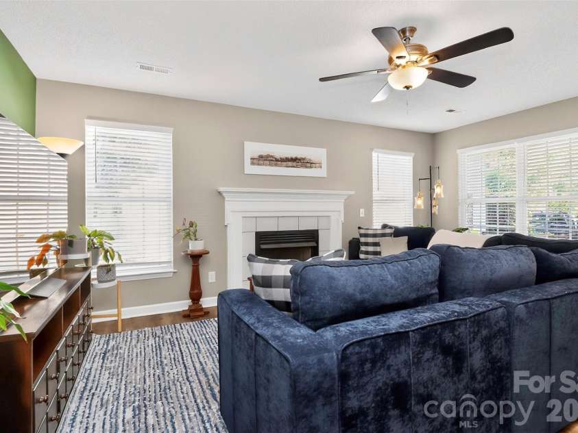 4819 Hopewood Lane, Charlotte, NC 28216.  MLS# CAR4390818, YatesRealty ID 30553. 