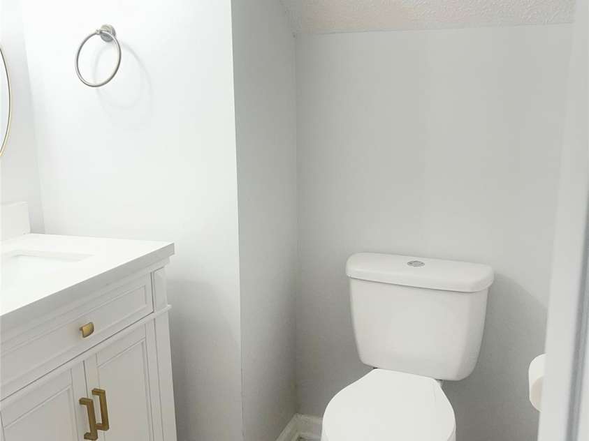 747 Osborne Road, Clyde, NC 28721.  MLS# CAR4381805, YatesRealty ID 30554. 