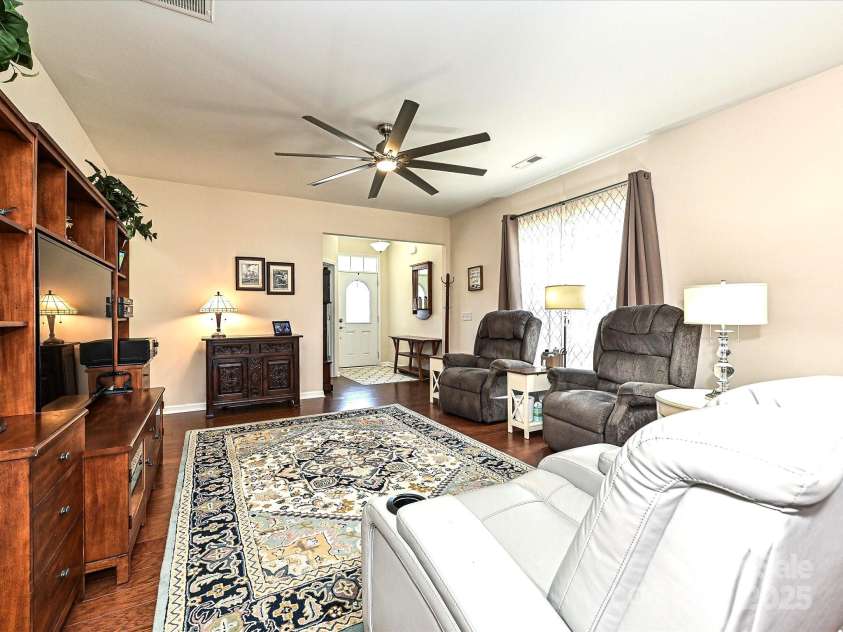 8024 Carolina Lakes Way, Fort Mill, SC 29707.  MLS# CAR4215671, YatesRealty ID 30555. 