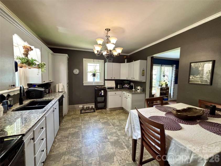 809 A Street, Kannapolis, NC 28081.  MLS# CAR4393491, YatesRealty ID 30555. 
