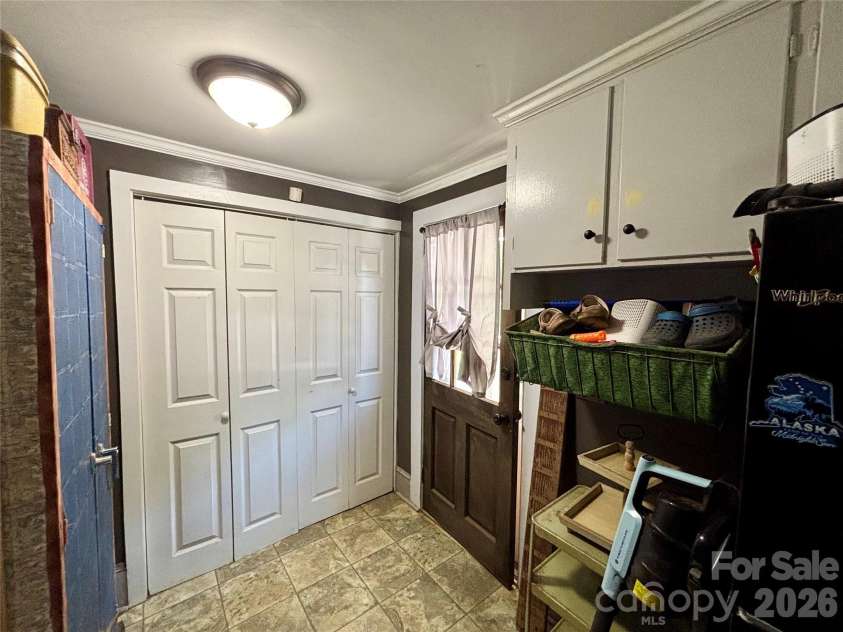 809 A Street, Kannapolis, NC 28081.  MLS# CAR4393491, YatesRealty ID 30555. 