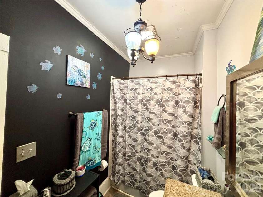 809 A Street, Kannapolis, NC 28081.  MLS# CAR4393491, YatesRealty ID 30555. 