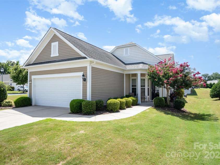 23023 Whimbrel Circle, Fort Mill, SC 29707.  MLS# CAR4284537, YatesRealty ID 30556. 