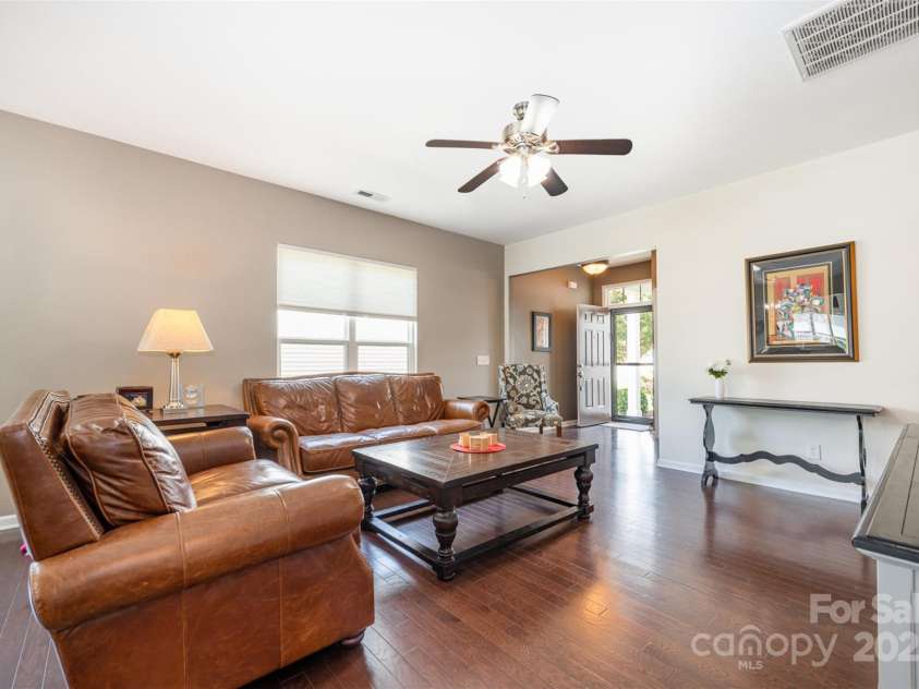 23023 Whimbrel Circle, Fort Mill, SC 29707.  MLS# CAR4284537, YatesRealty ID 30556. 