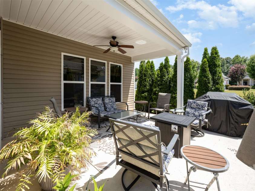 23023 Whimbrel Circle, Fort Mill, SC 29707.  MLS# CAR4284537, YatesRealty ID 30556. 