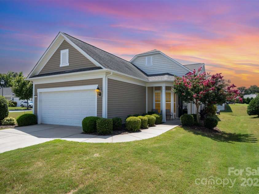 23023 Whimbrel Circle, Fort Mill, SC 29707.  MLS# CAR4284537, YatesRealty ID 30556. 