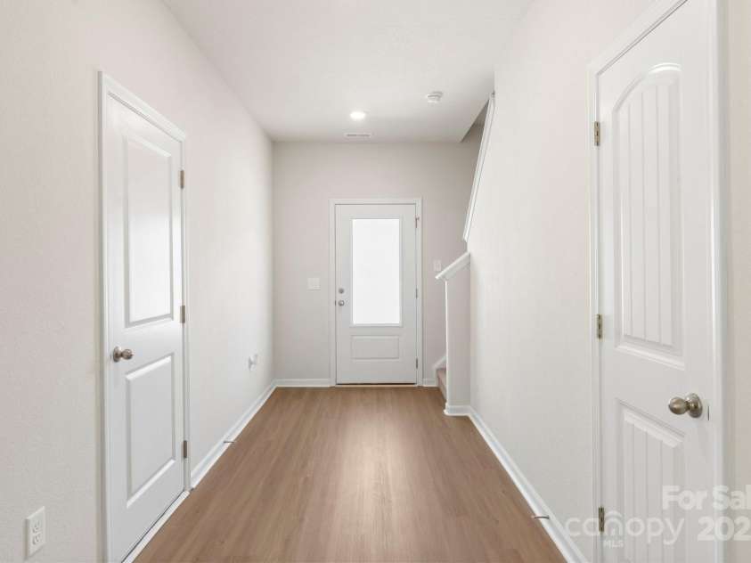 3326 Strong Box Lane, Gastonia, NC 28052.  MLS# CAR4285660, YatesRealty ID 30557. 