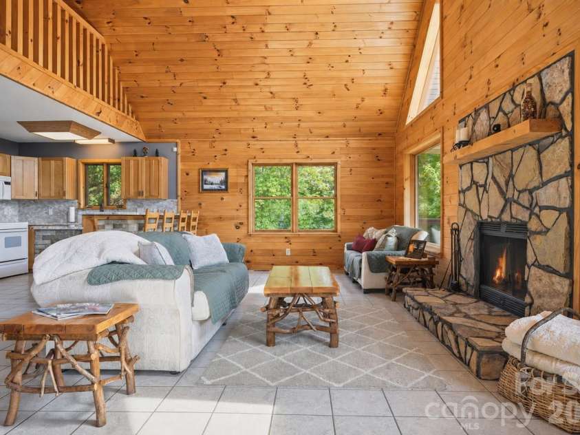 605 Valley View Drive, Purlear, NC 28665.  MLS# CAR4393524, YatesRealty ID 30559. 