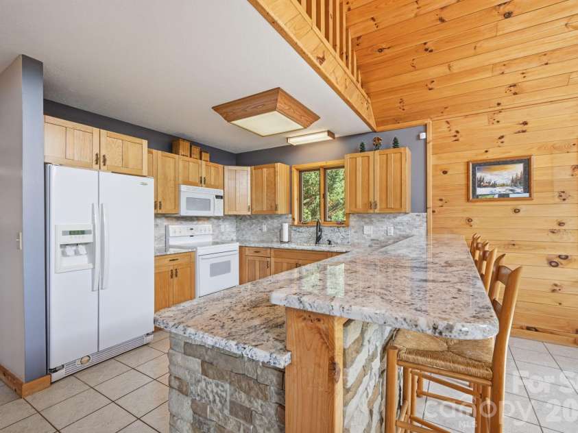 605 Valley View Drive, Purlear, NC 28665.  MLS# CAR4393524, YatesRealty ID 30559. 