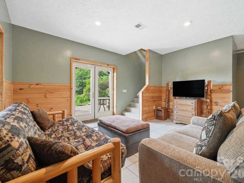 605 Valley View Drive, Purlear, NC 28665.  MLS# CAR4393524, YatesRealty ID 30559. 
