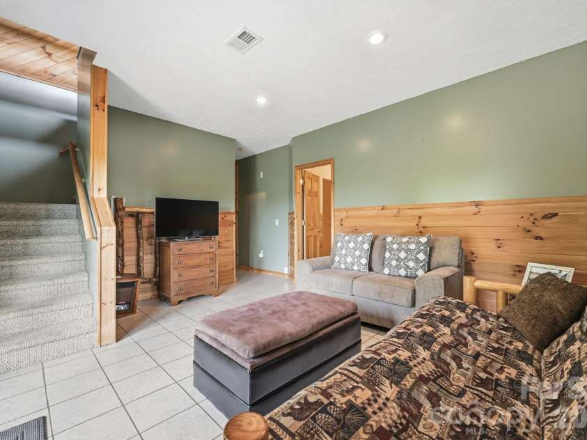 605 Valley View Drive, Purlear, NC 28665.  MLS# CAR4393524, YatesRealty ID 30559. 