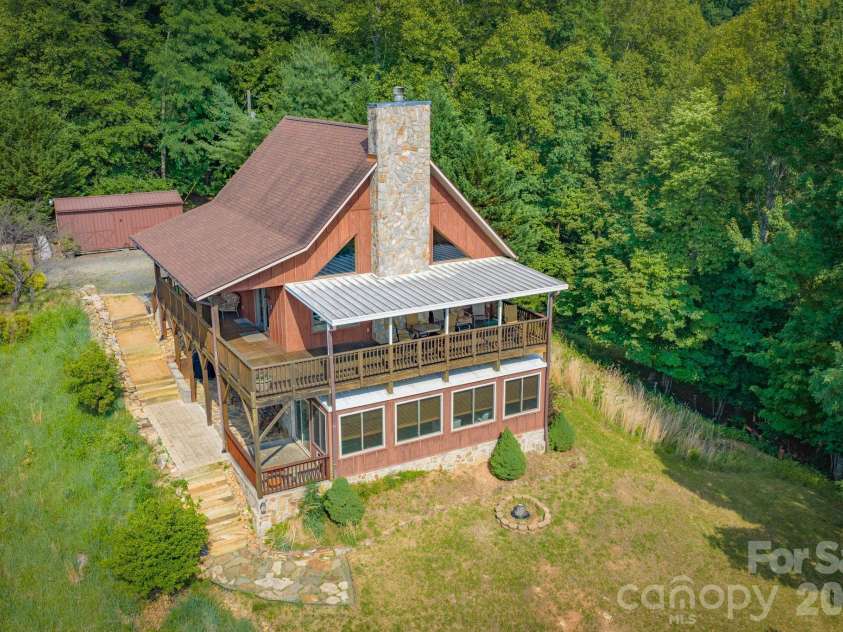 605 Valley View Drive, Purlear, NC 28665.  MLS# CAR4393524, YatesRealty ID 30559. 