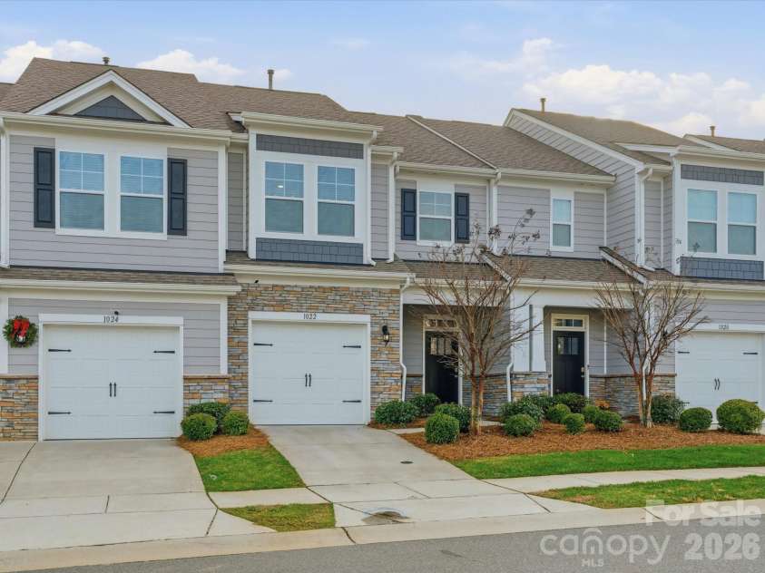 1022 Chicory Trace, Clover, SC 29710.  MLS# CAR4330328, YatesRealty ID 3056. 