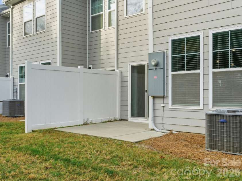1022 Chicory Trace, Clover, SC 29710.  MLS# CAR4330328, YatesRealty ID 3056. 