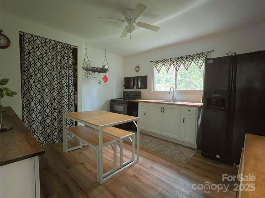 333 Meridian Street, Rutherfordton, NC 28139.  MLS# CAR4188199, YatesRealty ID 3056. Kitchen