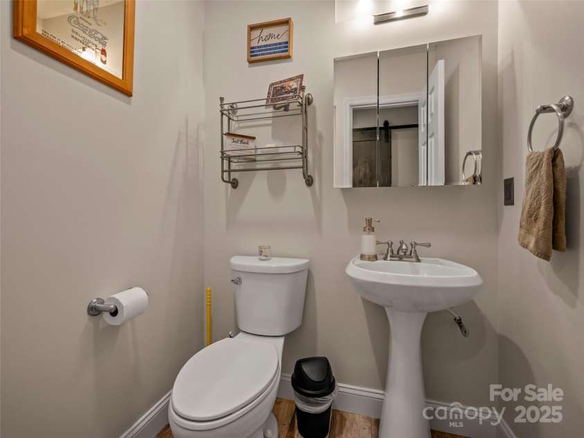 4 Daniel Drive, Fletcher, NC 28732.  MLS# CAR4312406, YatesRealty ID 3056. 