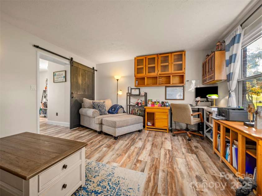 4 Daniel Drive, Fletcher, NC 28732.  MLS# CAR4312406, YatesRealty ID 3056. 