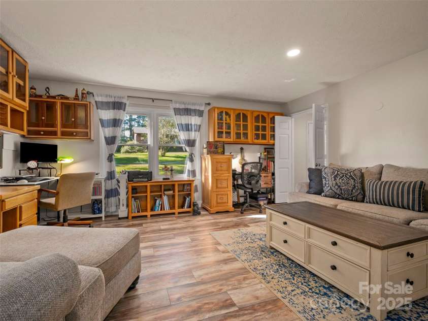 4 Daniel Drive, Fletcher, NC 28732.  MLS# CAR4312406, YatesRealty ID 3056. 