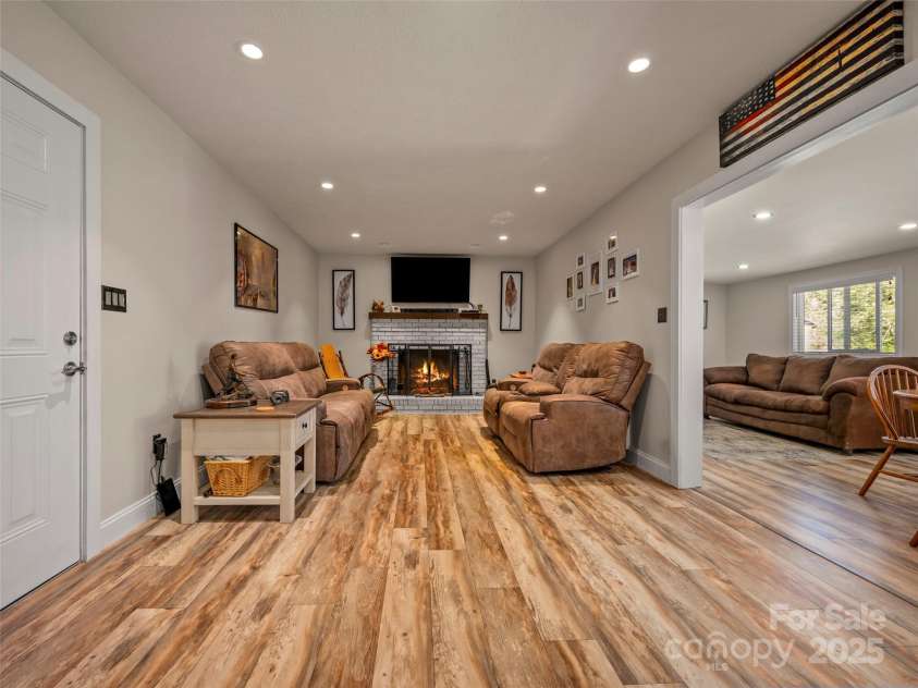 4 Daniel Drive, Fletcher, NC 28732.  MLS# CAR4312406, YatesRealty ID 3056. 