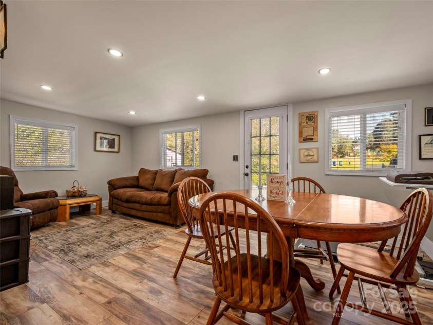 4 Daniel Drive, Fletcher, NC 28732.  MLS# CAR4312406, YatesRealty ID 3056. 