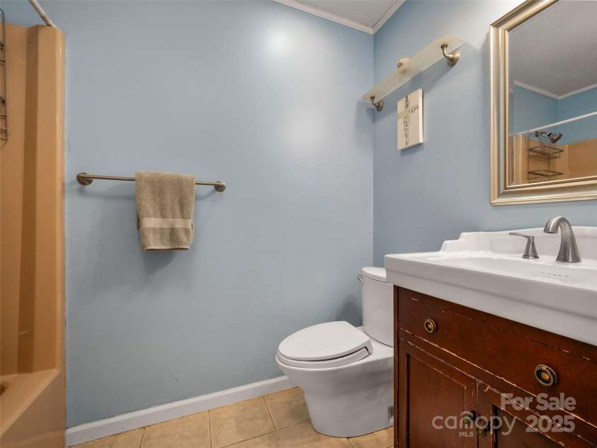 4 Daniel Drive, Fletcher, NC 28732.  MLS# CAR4312406, YatesRealty ID 3056. 